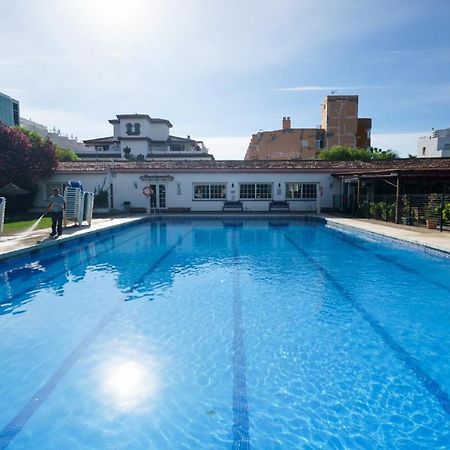 Apartment Armenka Carihuela Park Torremolinos Buitenkant foto