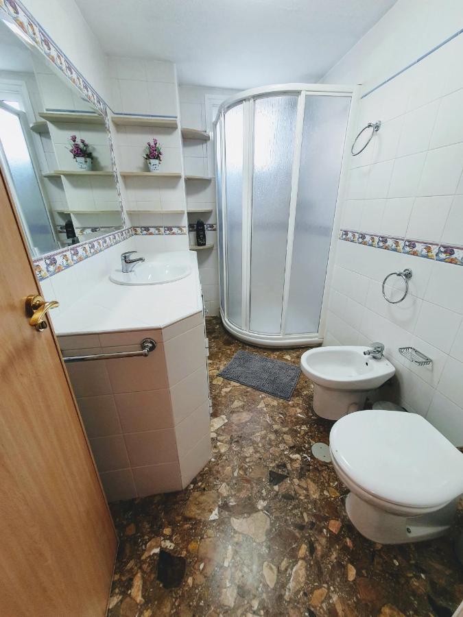 Apartment Armenka Carihuela Park Torremolinos Buitenkant foto